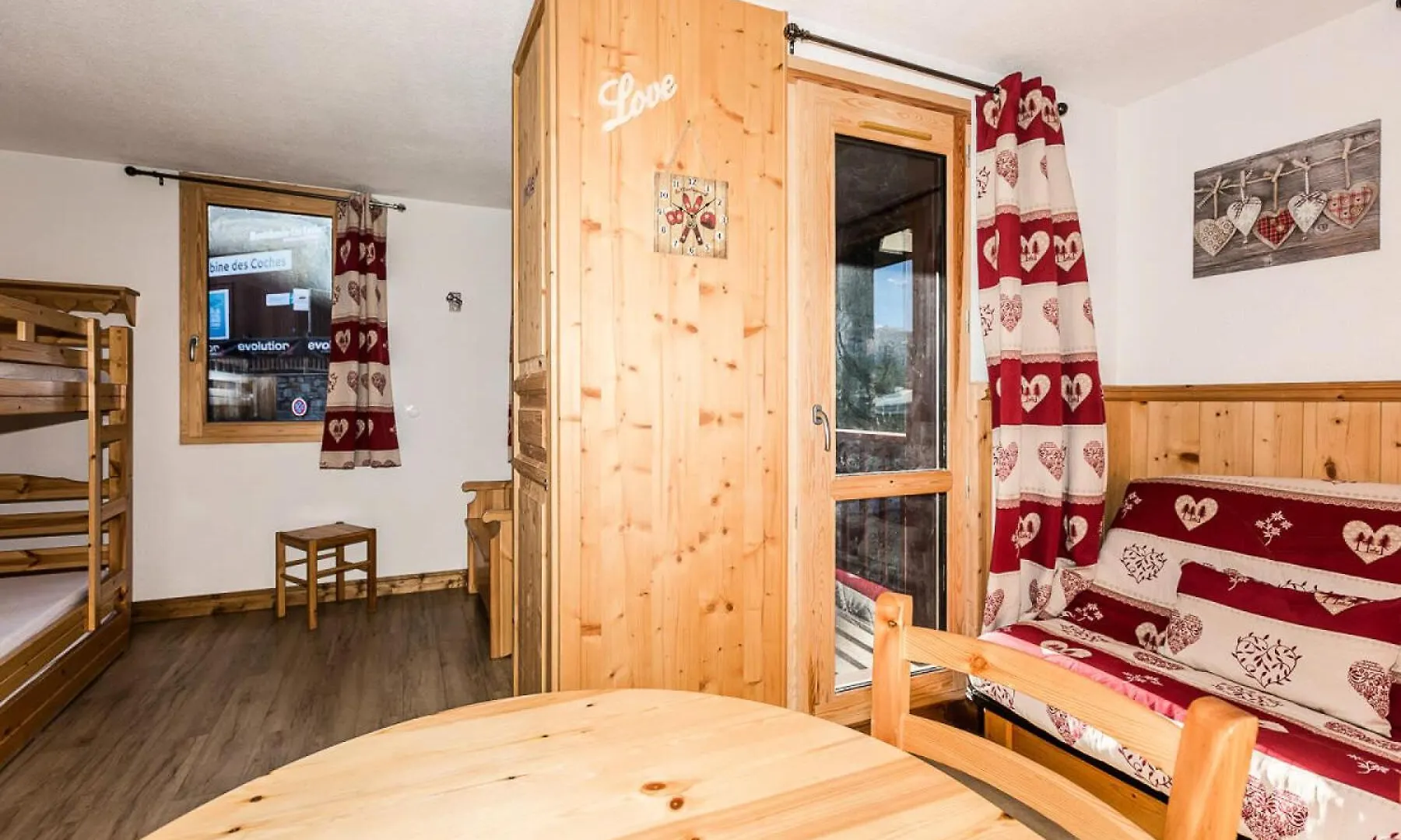 Residence Le Crey - Studio Pour 4 Personnes Mae-9464 La Plagne 0*,  France